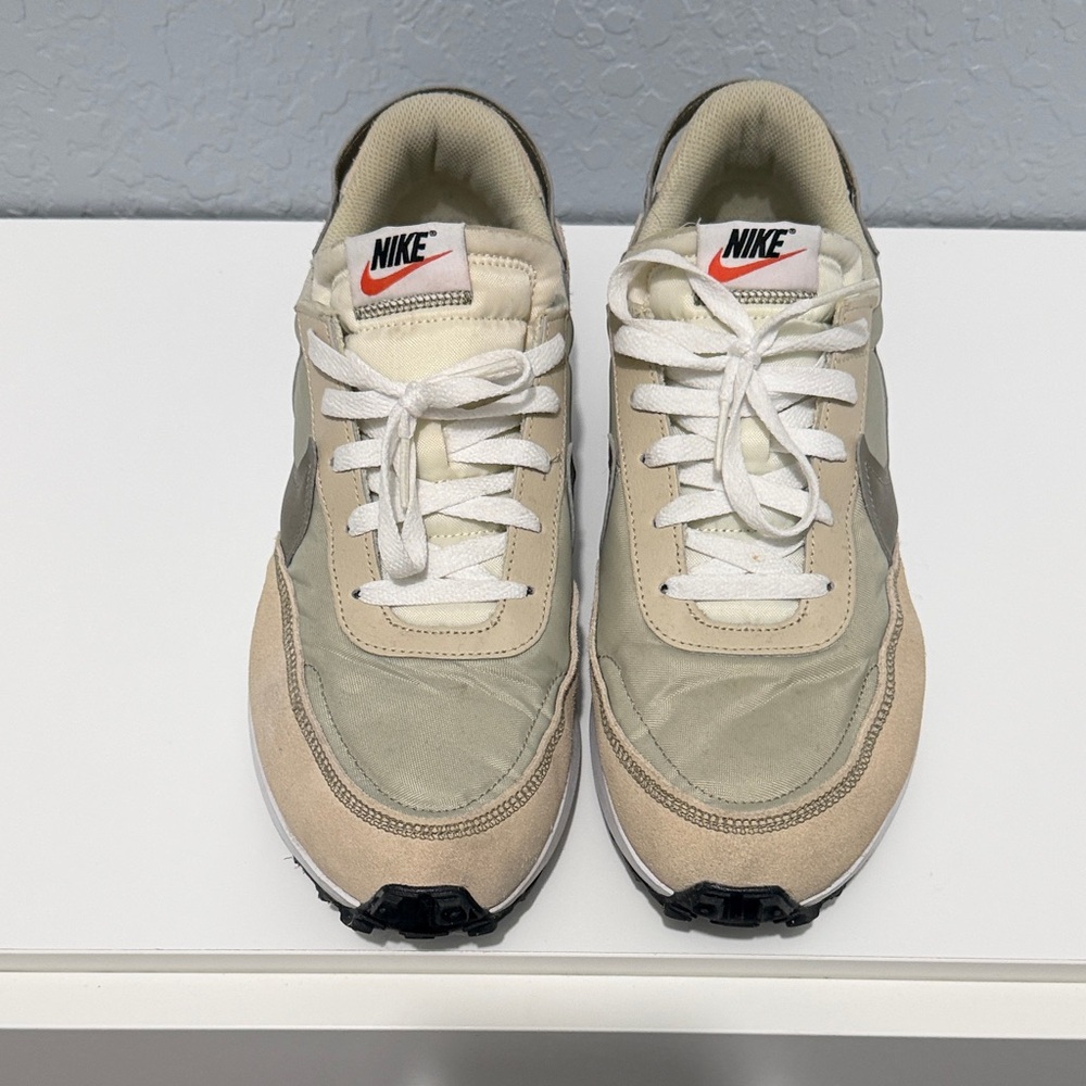 Nike Men's Cream and White Sneakers